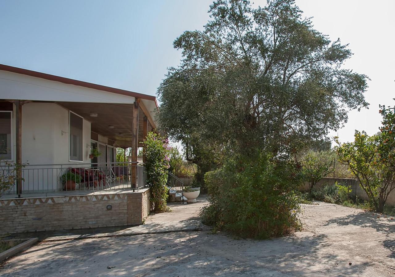 Marathos Beach House Марафон Екстер'єр фото